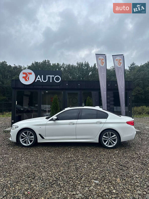 Седан BMW 5 Series 2017 в Львове