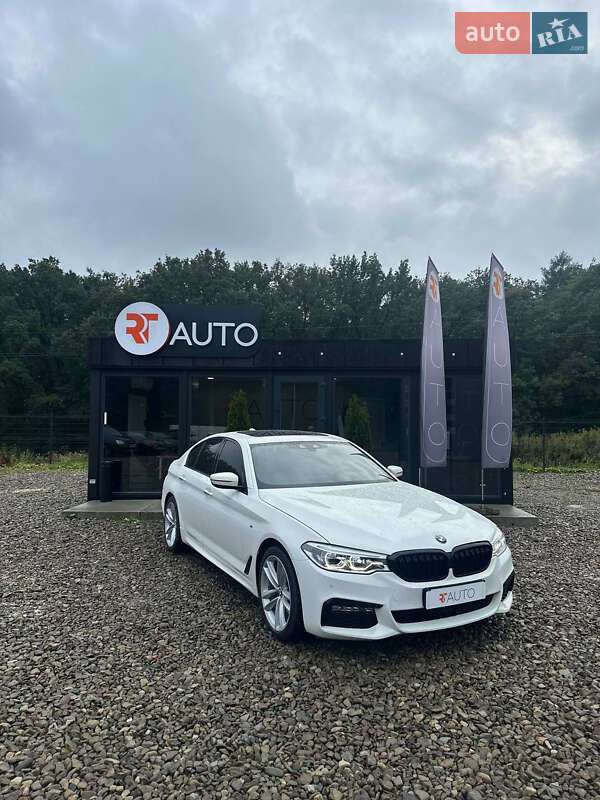Седан BMW 5 Series 2017 в Львове