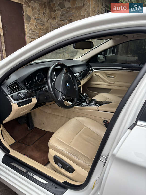 Седан BMW 5 Series 2014 в Харькове