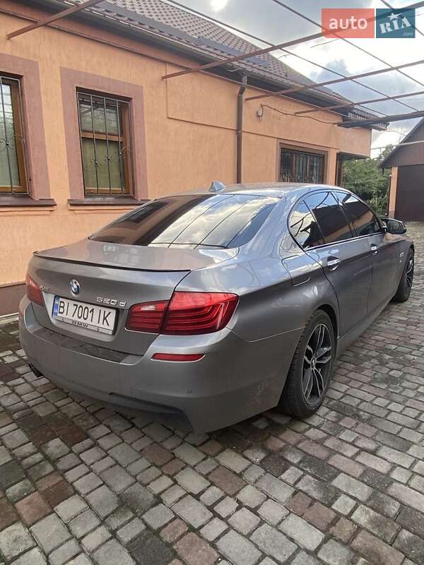 Седан BMW 5 Series 2016 в Полтаве