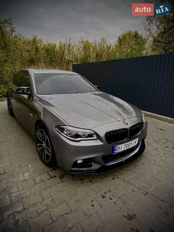 Седан BMW 5 Series 2016 в Полтаве