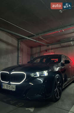 Седан BMW 5 Series 2025 в Києві