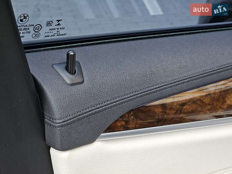 Седан BMW 5 Series 2019 в Киеве