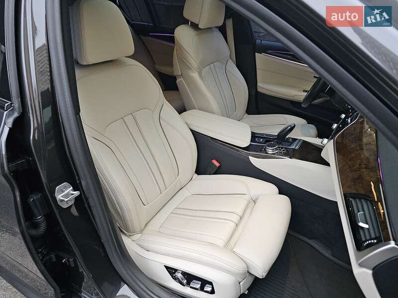 Седан BMW 5 Series 2019 в Киеве