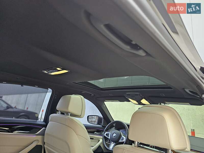 Седан BMW 5 Series 2019 в Киеве