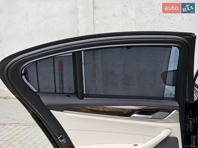 Седан BMW 5 Series 2019 в Киеве