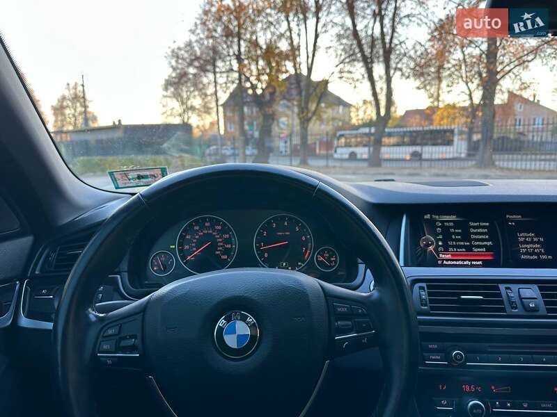 Седан BMW 5 Series 2015 в Луцке