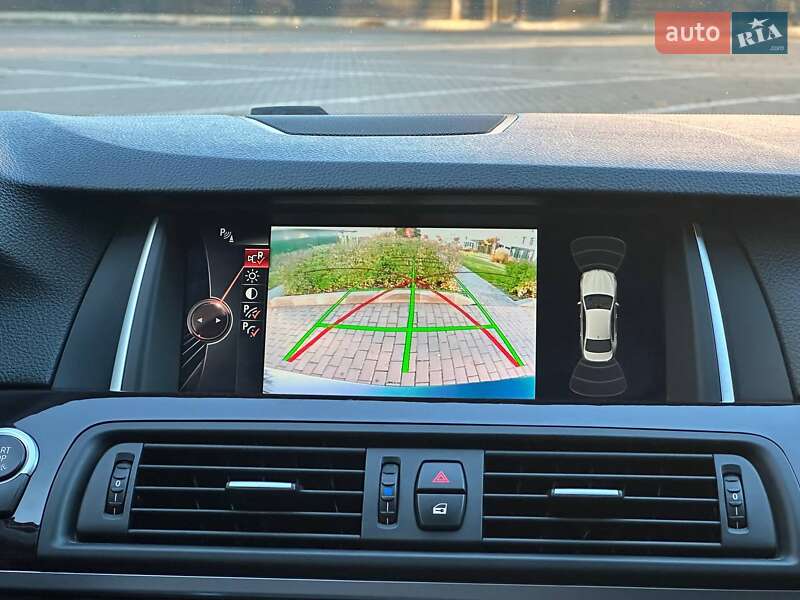 Седан BMW 5 Series 2015 в Луцке