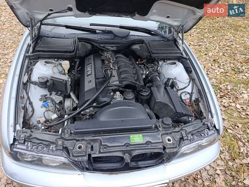 Седан BMW 5 Series 1997 в Прилуках