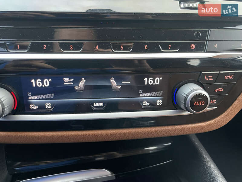 Универсал BMW 5 Series 2018 в Киеве фото 24 Универсал BMW 5 Series 2018 в Киеве