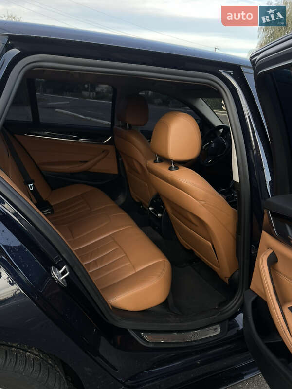Универсал BMW 5 Series 2018 в Киеве фото 35 Универсал BMW 5 Series 2018 в Киеве