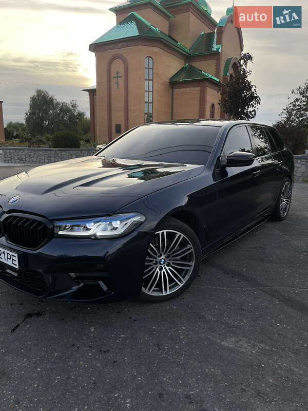 Универсал BMW 5 Series 2018 в Киеве фото 38 Универсал BMW 5 Series 2018 в Киеве