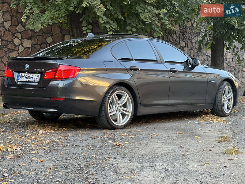 Седан BMW 5 Series 2013 в Киеве