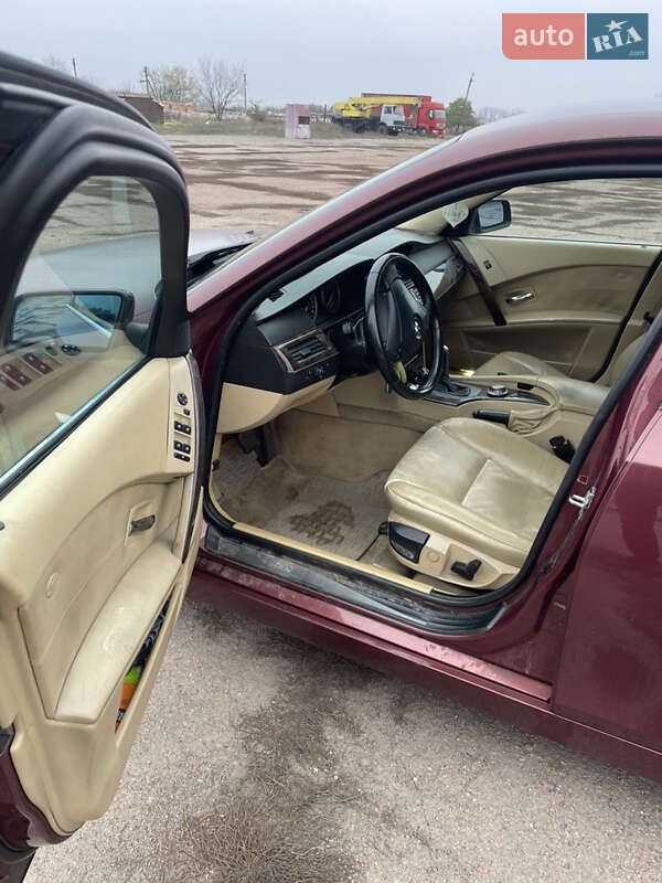 Седан BMW 5 Series 2005 в Кропивницком