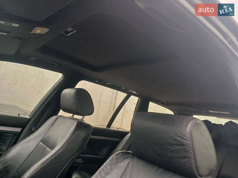 Універсал BMW 5 Series 2001 в Ладижині