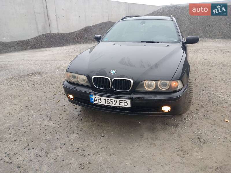 Універсал BMW 5 Series 2001 в Ладижині
