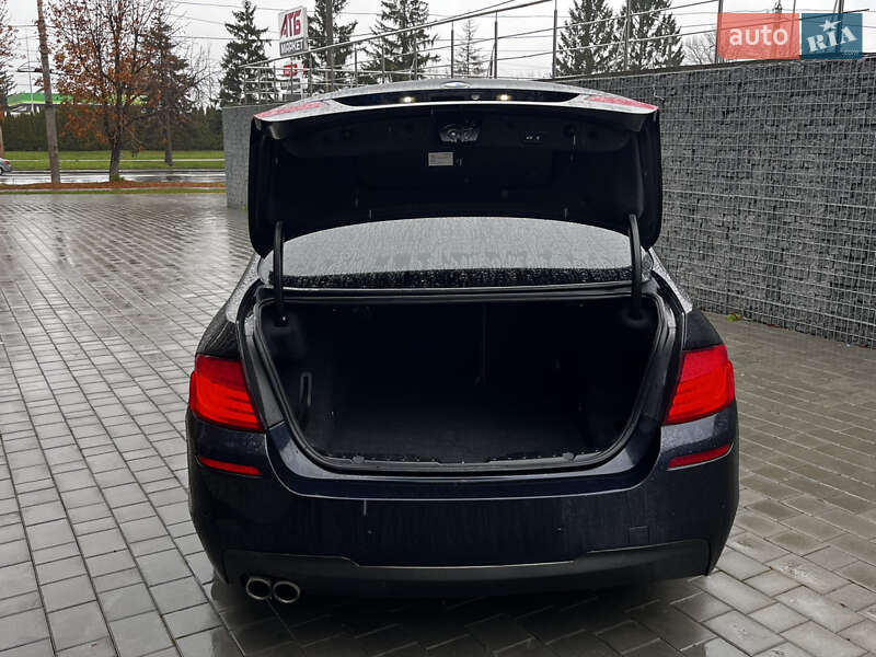 Седан BMW 5 Series 2011 в Луцке