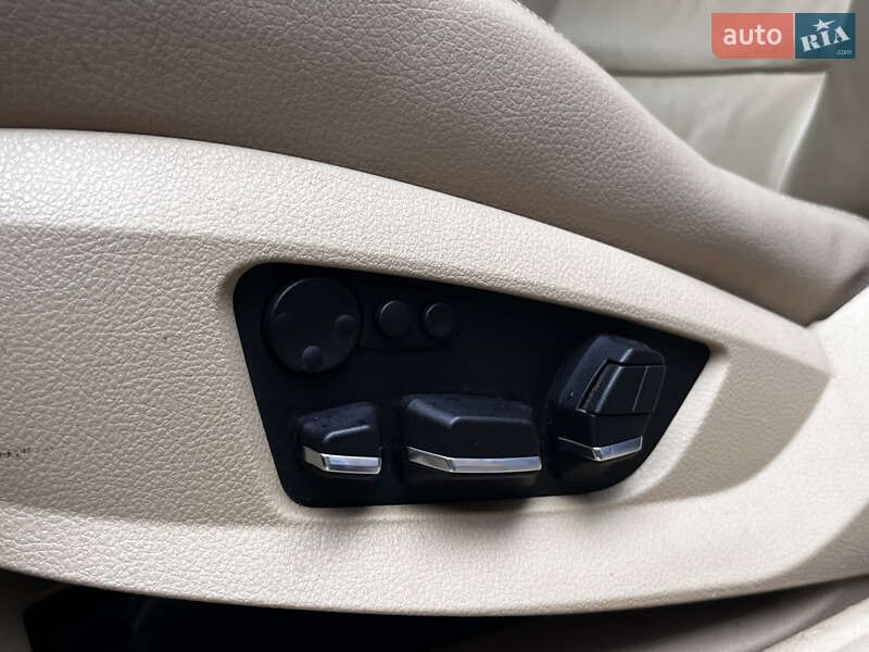 Седан BMW 5 Series 2011 в Луцке