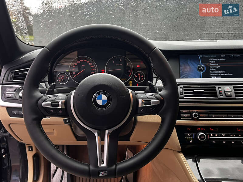 Седан BMW 5 Series 2011 в Луцке
