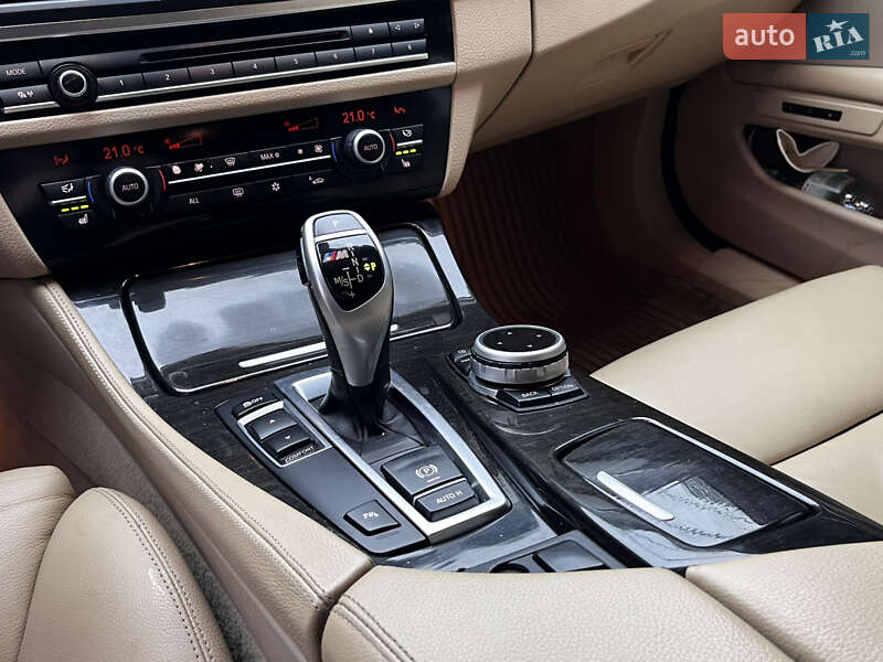 Седан BMW 5 Series 2011 в Луцке