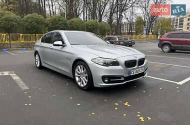 Седан BMW 5 Series 2014 в Черновцах