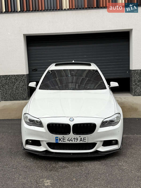 Седан BMW 5 Series 2012 в Дніпрі