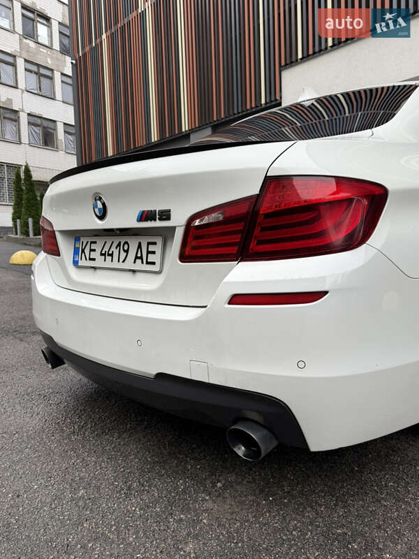 Седан BMW 5 Series 2012 в Дніпрі