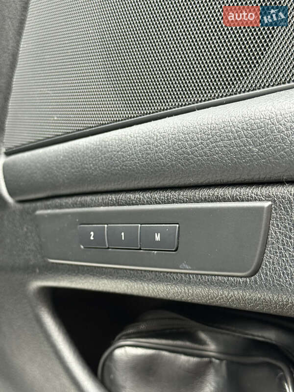 Седан BMW 5 Series 2012 в Дніпрі