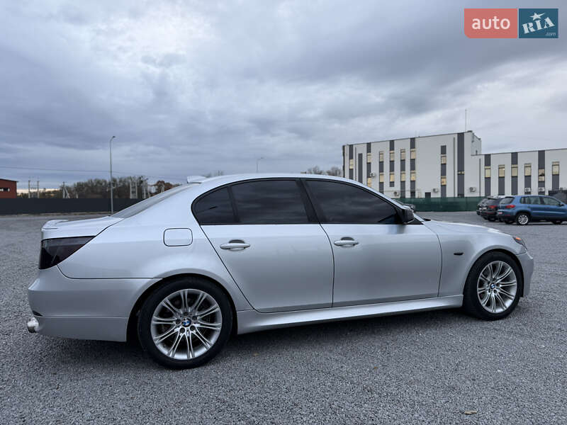 Седан BMW 5 Series 2003 в Львове