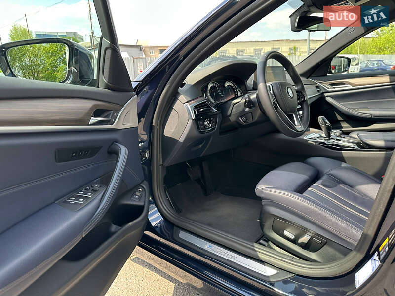 Седан BMW 5 Series 2017 в Харькове фото 16 Седан BMW 5 Series 2017 в Харькове