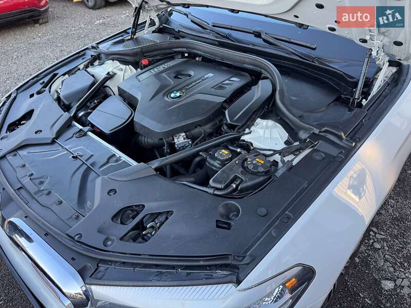 Седан BMW 5 Series 2017 в Луцке