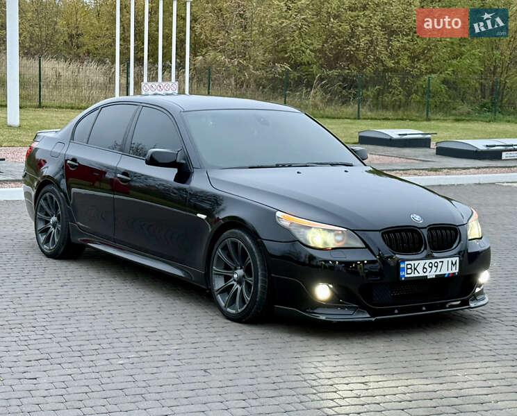 Седан BMW 5 Series 2008 в Ровно