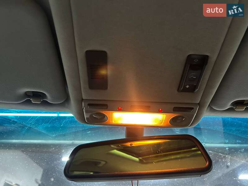 Седан BMW 5 Series 2002 в Чернівцях