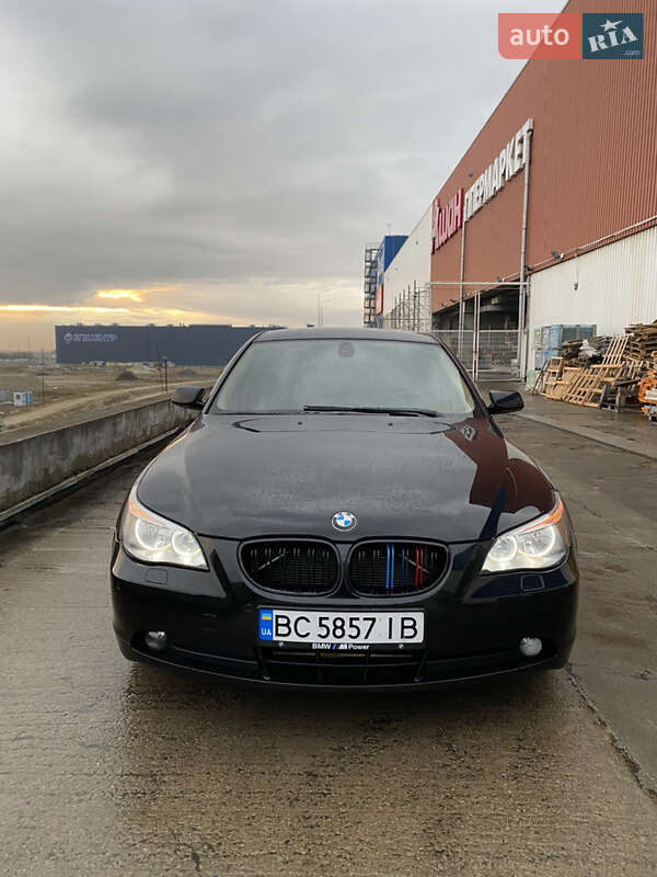 Седан BMW 5 Series 2006 в Львові