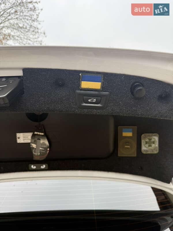 Седан BMW 5 Series 2016 в Кременчуці