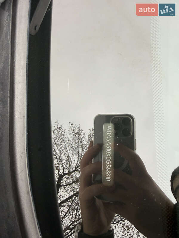 Седан BMW 5 Series 2016 в Кременчуці