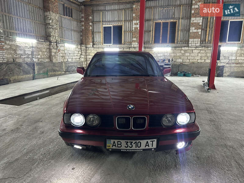 Седан BMW 5 Series 1991 в Тульчине