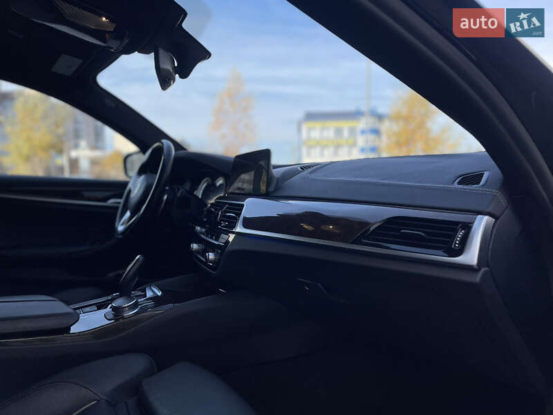Седан BMW 5 Series 2017 в Хмельницком фото 27 Седан BMW 5 Series 2017 в Хмельницком