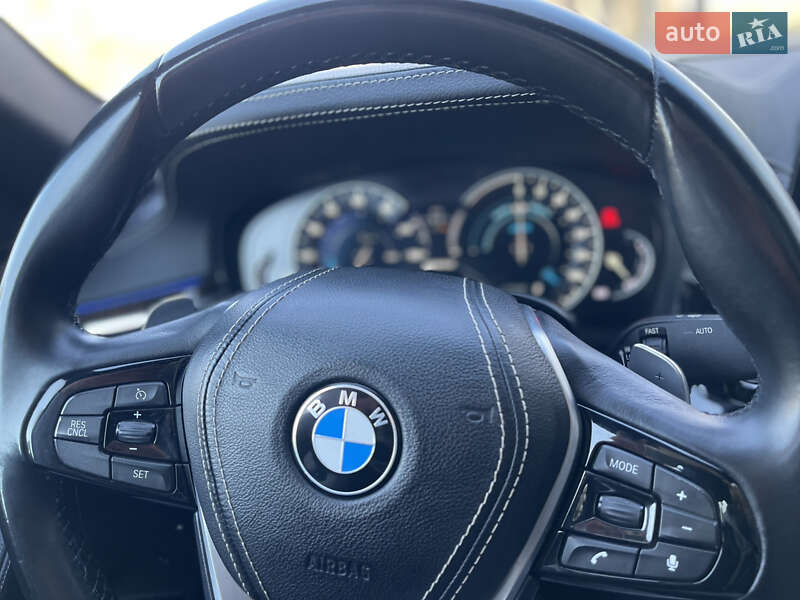 Седан BMW 5 Series 2017 в Хмельницком фото 47 Седан BMW 5 Series 2017 в Хмельницком