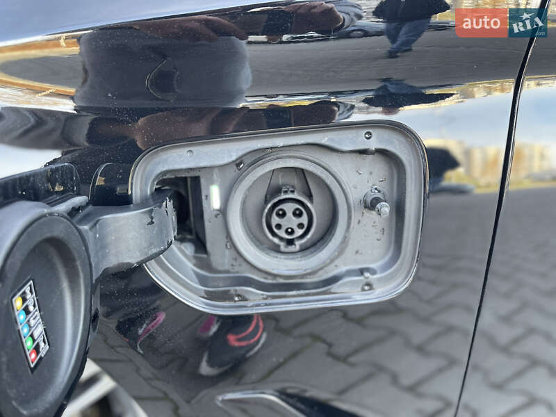 Седан BMW 5 Series 2017 в Хмельницком фото 53 Седан BMW 5 Series 2017 в Хмельницком