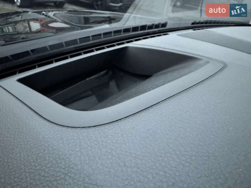 Седан BMW 5 Series 2016 в Тернополе