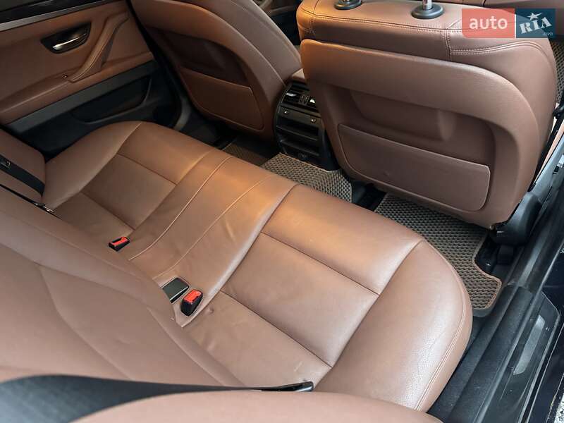 Седан BMW 5 Series 2016 в Тернополе