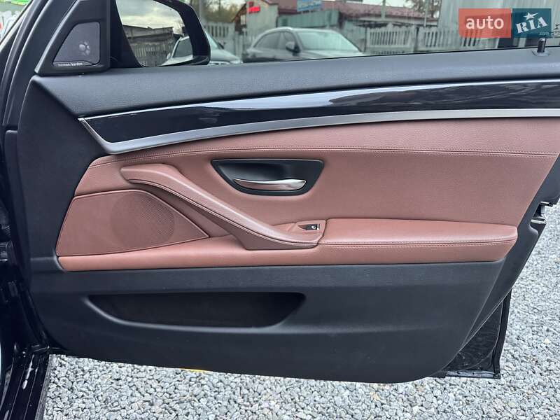 Седан BMW 5 Series 2016 в Тернополе