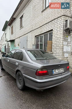 Седан BMW 5 Series 1998 в Киеве