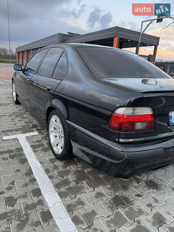 Седан BMW 5 Series 2002 в Виннице