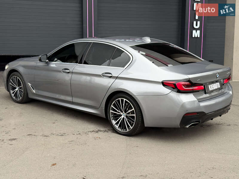 Седан BMW 5 Series 2022 в Киеве
