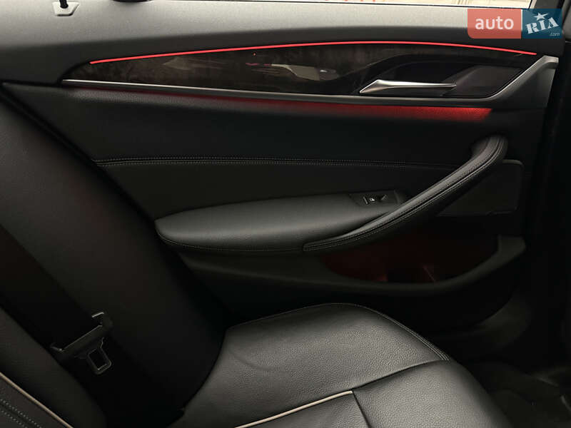 Седан BMW 5 Series 2022 в Киеве