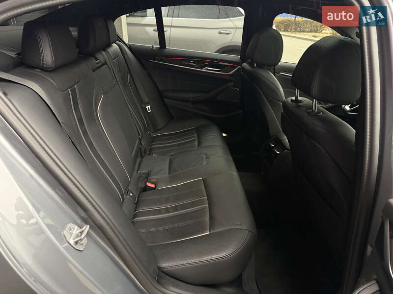 Седан BMW 5 Series 2022 в Киеве