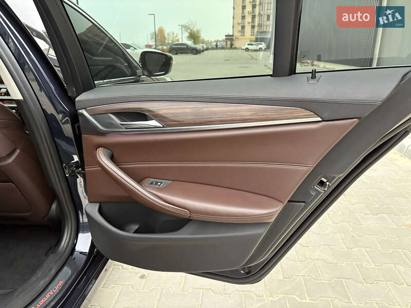 Седан BMW 5 Series 2018 в Черкассах