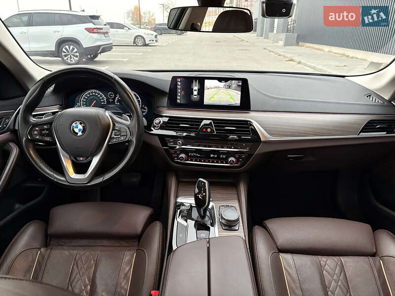 Седан BMW 5 Series 2018 в Черкассах